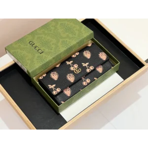 Trendy Gucci Wallet For Women (J2368)