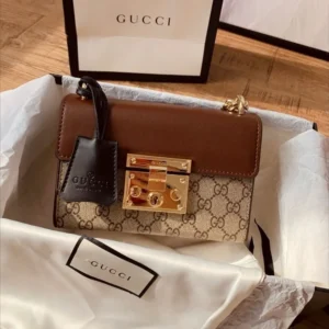 Classy Gucci Handbag For Women (J1647)
