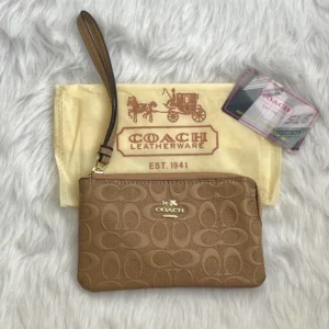 Trendy Coach Wallet For Women (J2373)