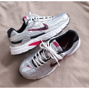Imported Nike Initiator Low Metallic Silver Shoes For Men (SW6652)