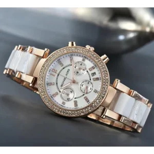 Classy Michael Kors Watch For Women (J2172)