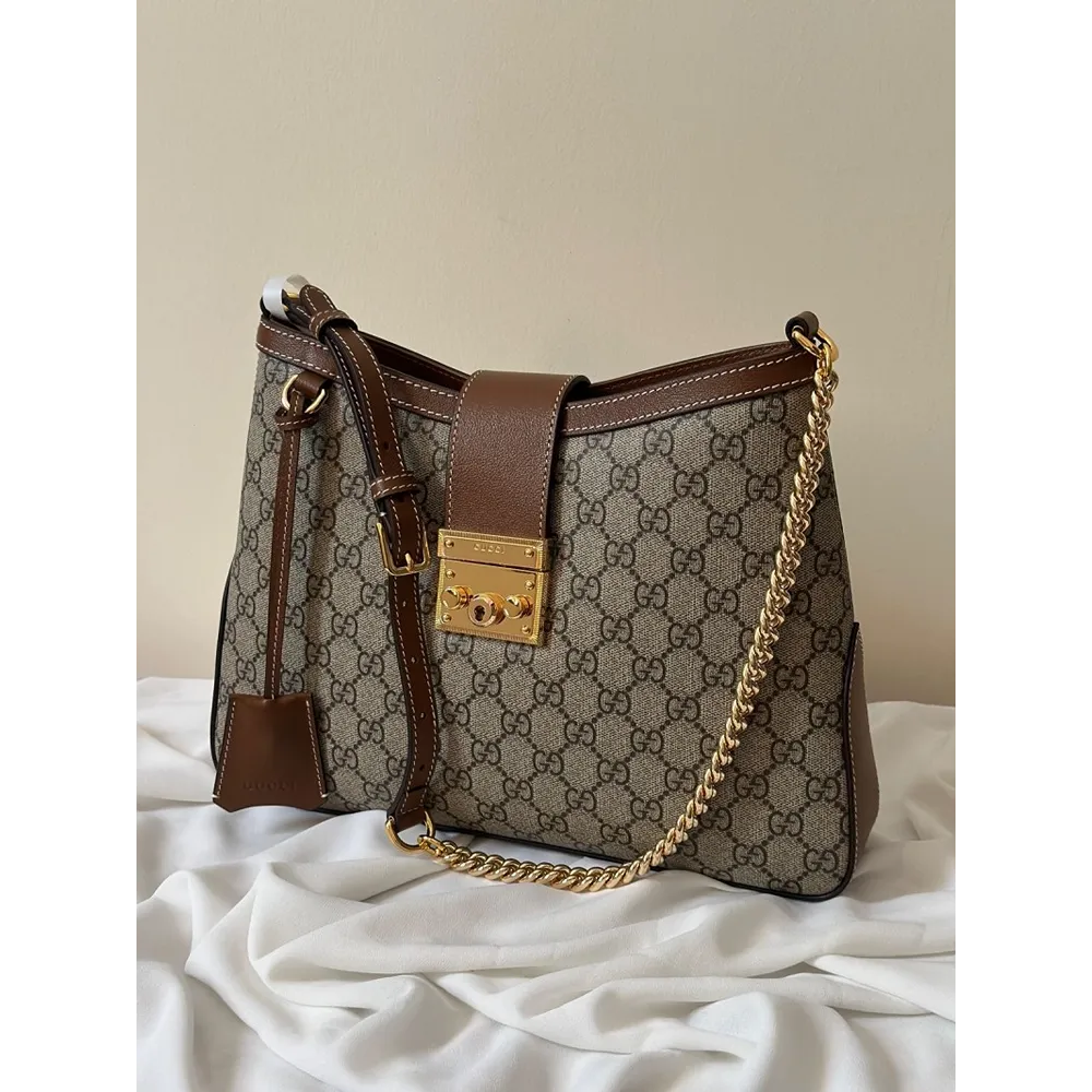 Classy Gucci Handbag For Women (J1673)