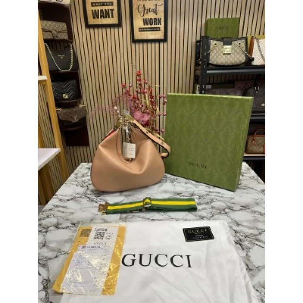 Classy Gucci Handbag For Women (J1681)