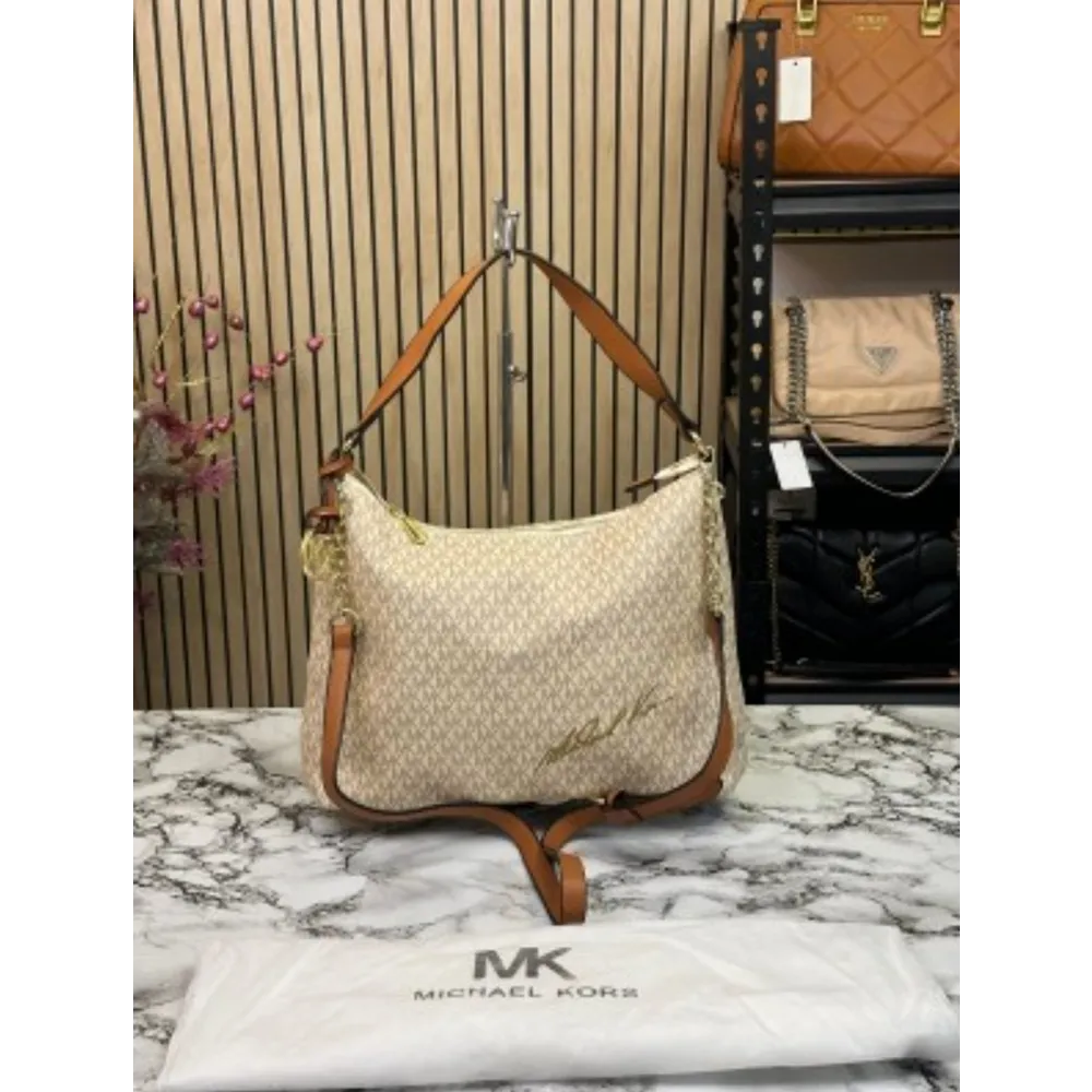 Luxurious Michael Kors Handbag For Women (CSO2359)
