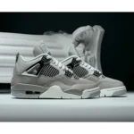 Trendy Nike Air Jordan Retro 4 Frozen Shoes For Men (SW6270) - 7a first copy shoes | Buy Online at Best Price