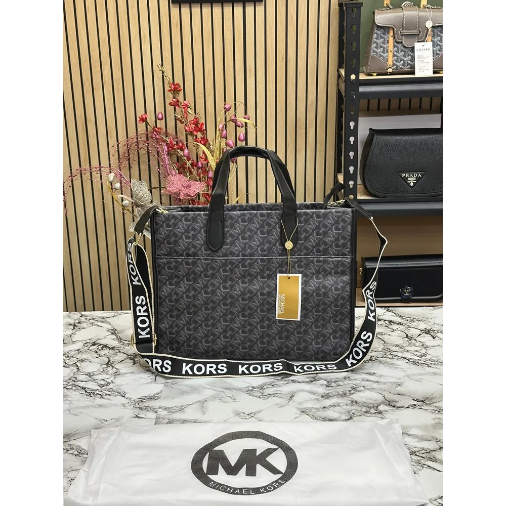 Classy Michael Kors Handbag For Women (J1691)