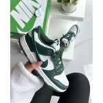 Premium Nike Sb Dunk Low Team Green Shoes For Men (GF1301) - 7a first copy shoes | Buy Online at Best Price
