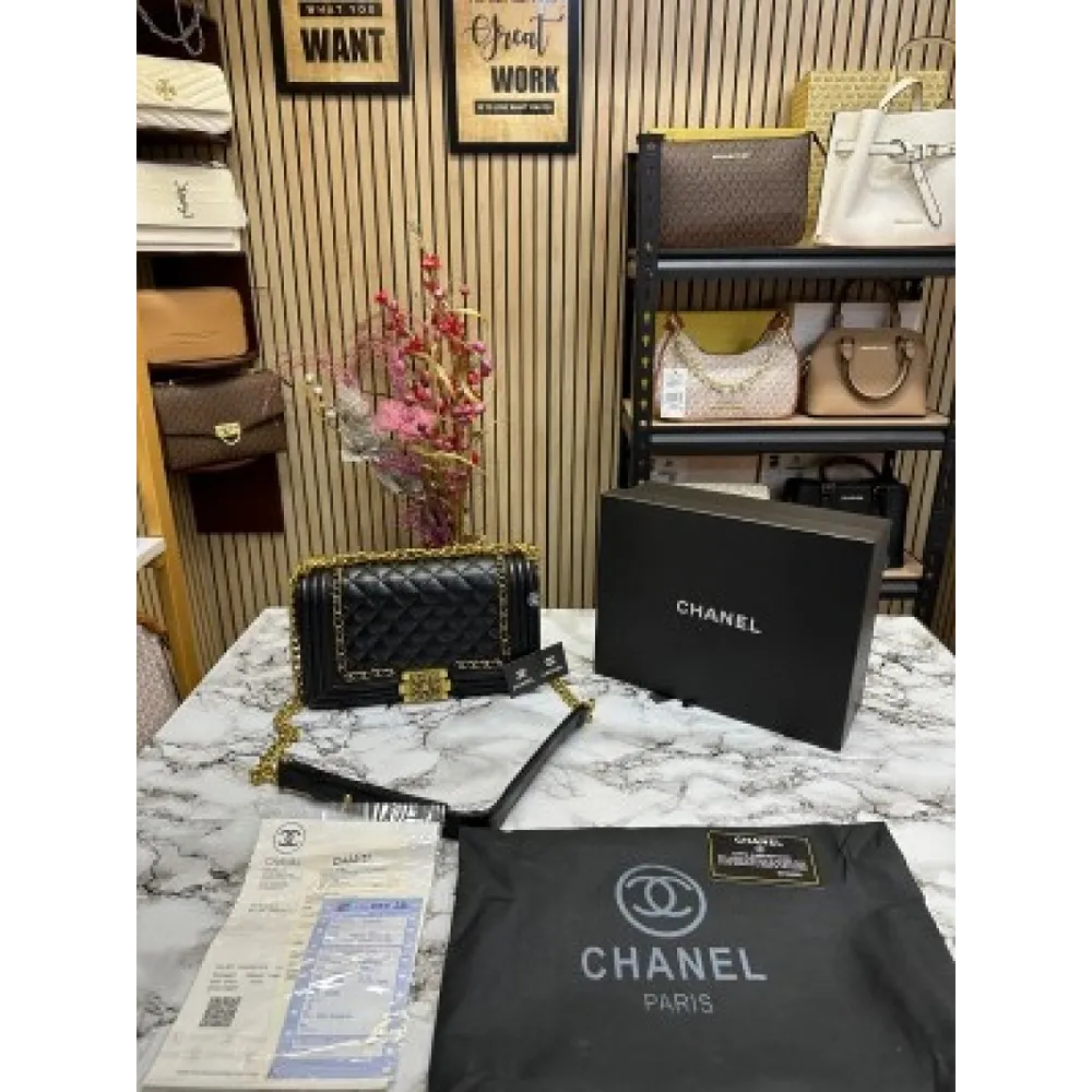 Classy Chanel Handbag For Women (J1981)