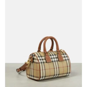 Classy Burberry Handbag For Women (J1868)