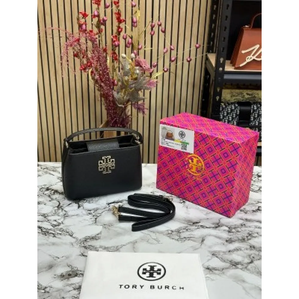 Imported Tory Burch Handbag (J2741)