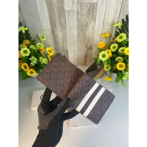 Trendy Michael Kors Wallet For Men (SOS520)