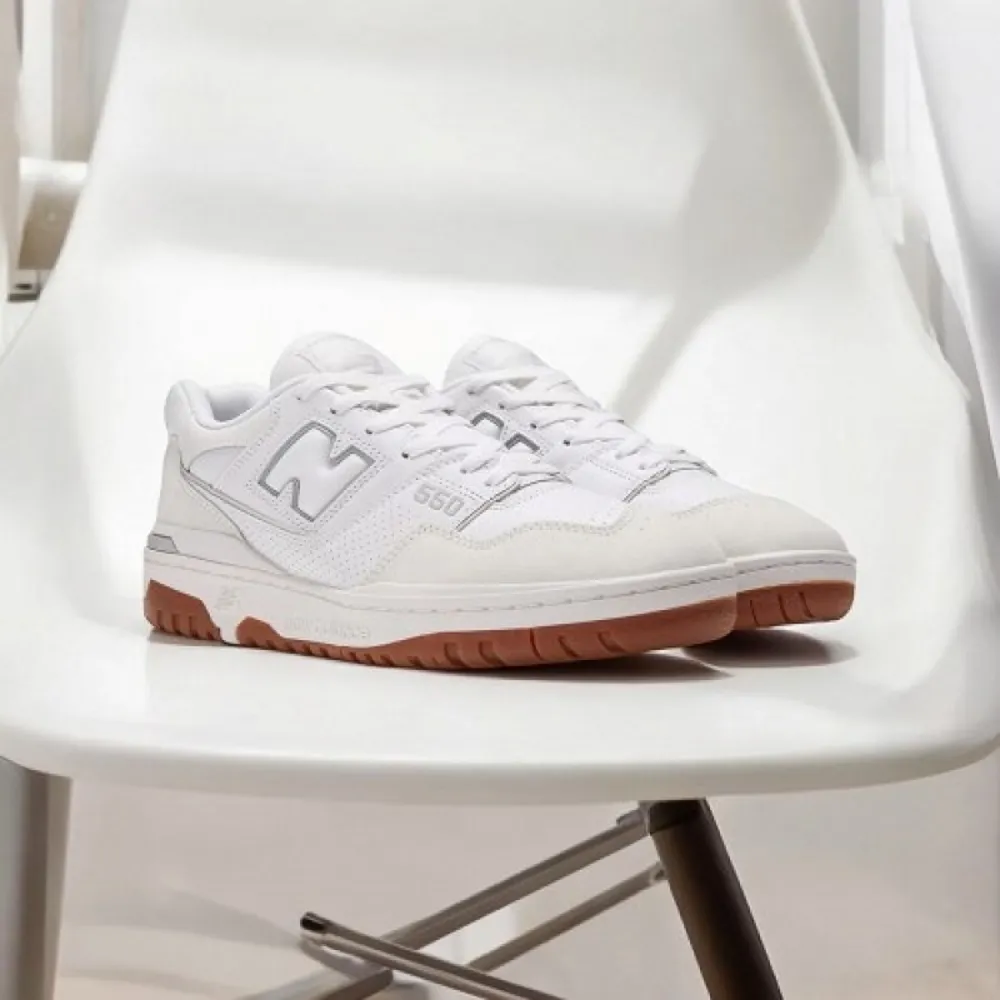 Trendy New Balance 550 White Gum Shoes For Men (CSO4449)