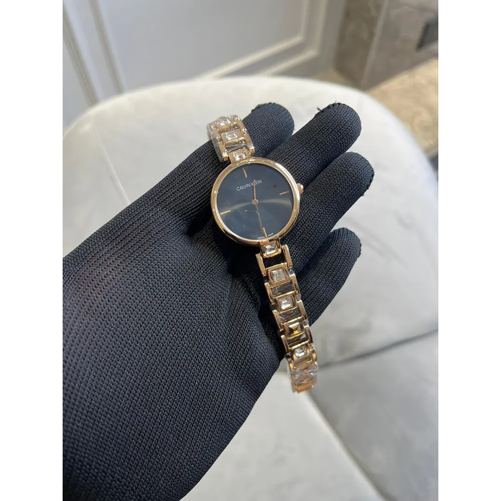 Trendy Calvin klein Watch For Women (J2286)