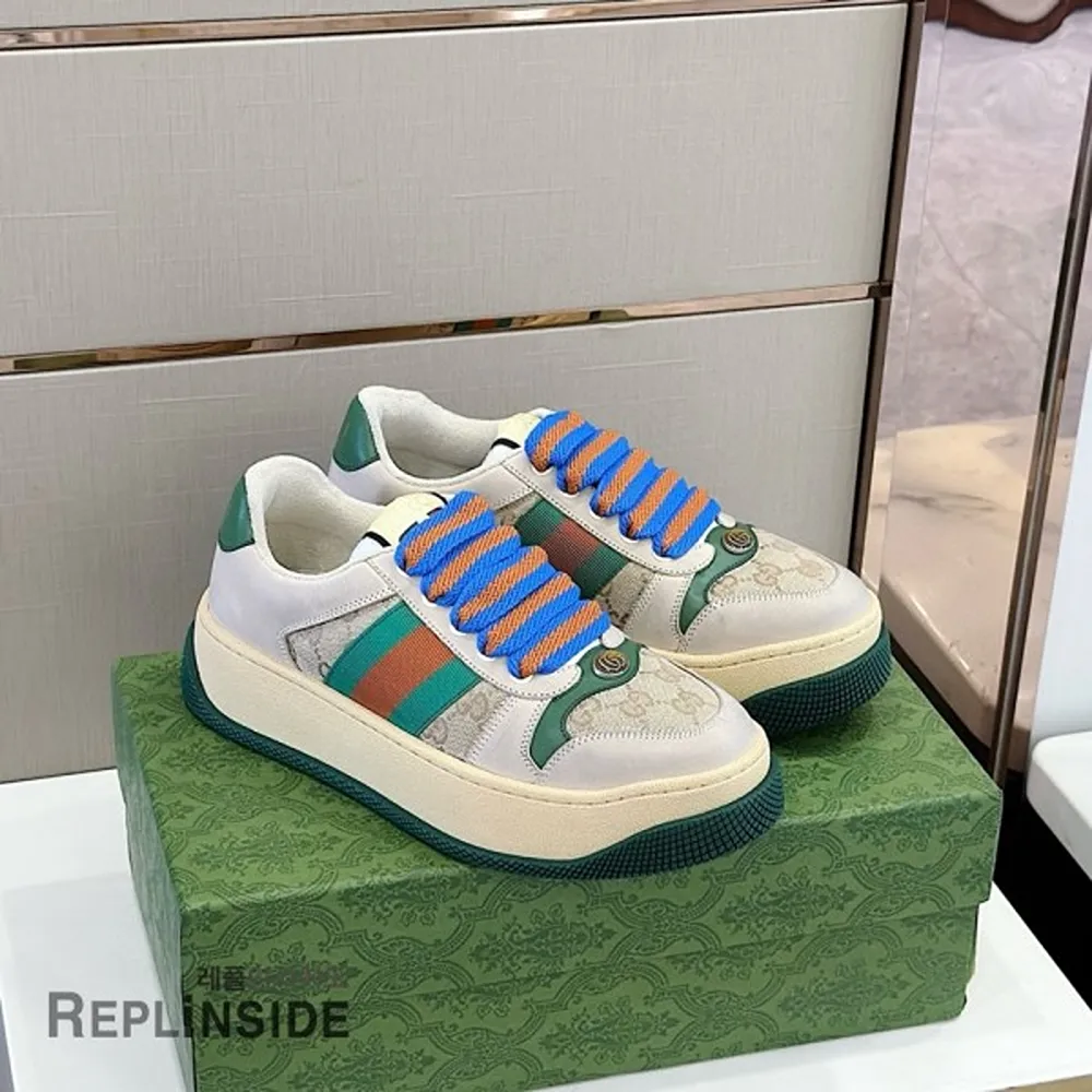 Classy Gucci Embossed Gg Logo Shoes For Men (SW6377)