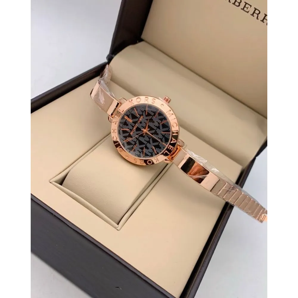 Classy Michael Kors Watch For Women (J2183)
