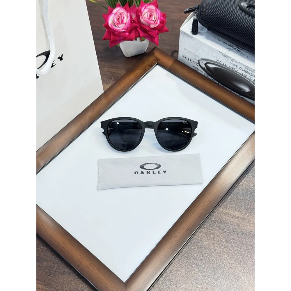 Imported Oakley Sunglasses (CSO3436)