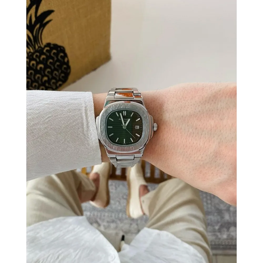 Classy Patek Philippe Watch For Men (FT2434)