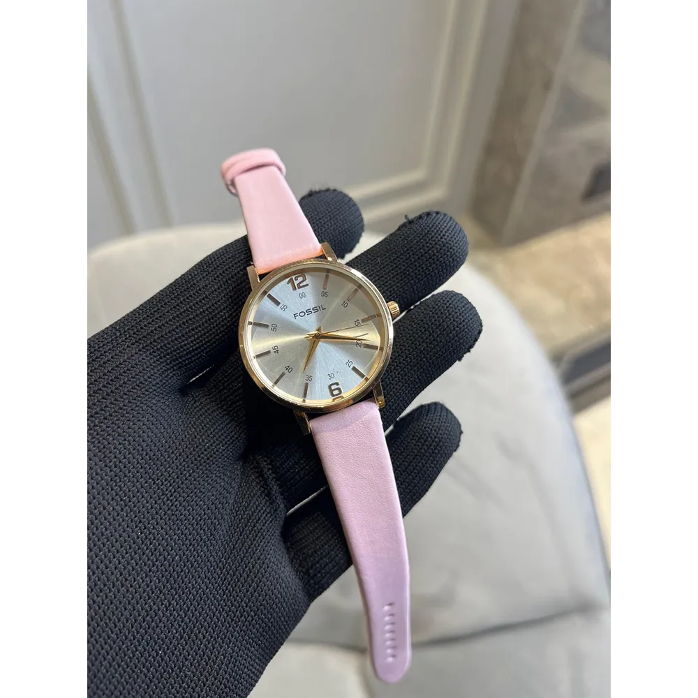 Trendy Fossil Watch For Women (J2292)