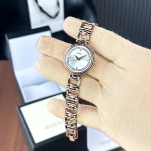 Classy Gucci Watch For Women (CT804)