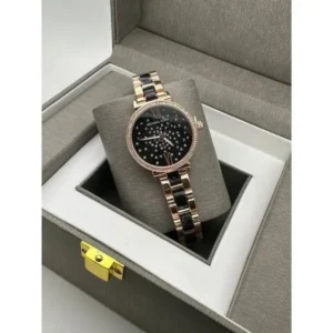 Classy Michael Kors Watch For Women (J2240)