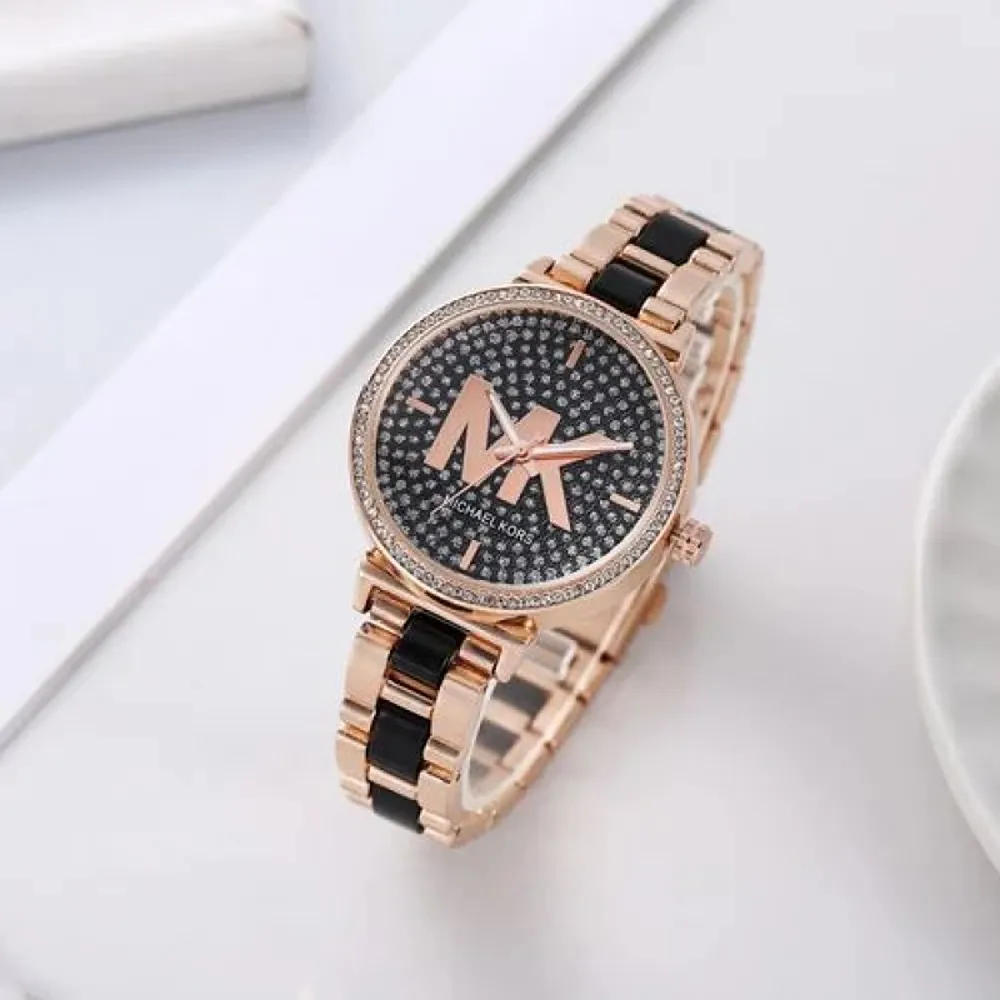Luxurious Michael Kors Watch For Women (BT254)