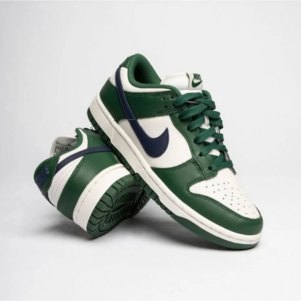 Classy Nike Dunk Low School Uniform Shoes For Men (SHH07781)
