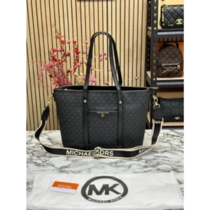 Luxurious Michael Kors Handbag For Women (CSO2381) - Accessories | Buy Online at Best Price
