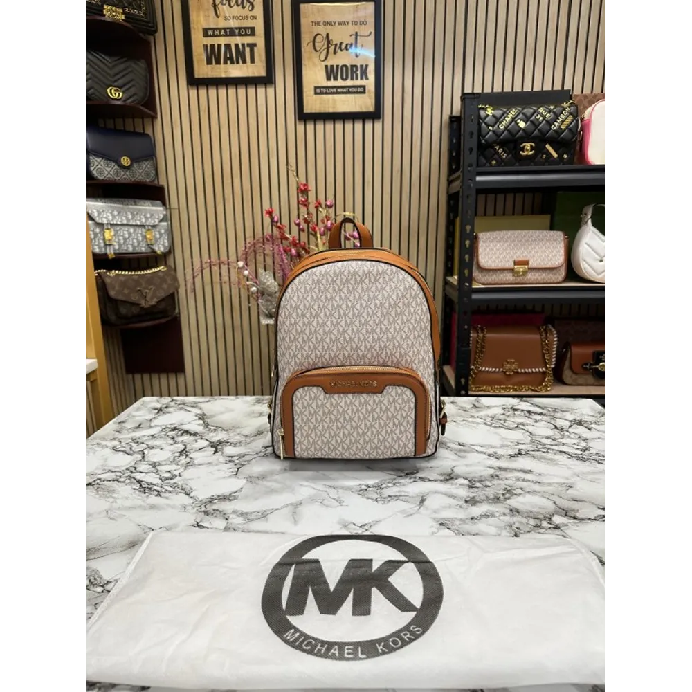 Trendy Michael Kors Bagpack (J2566)