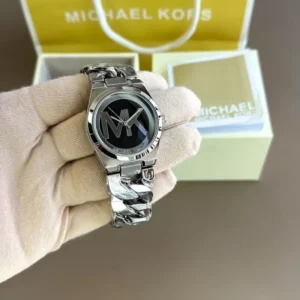 Classy Michael Kors Watch For Women (J2088)