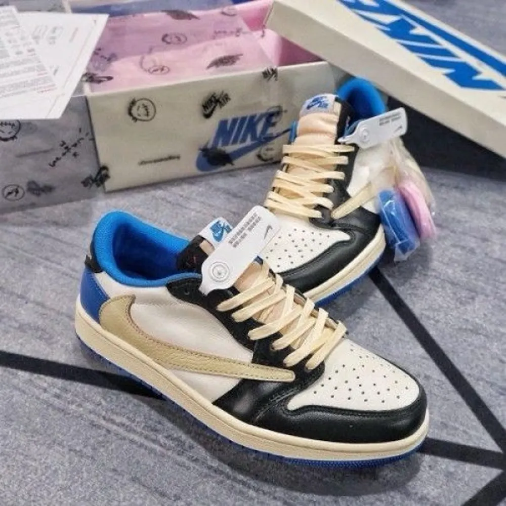 Trendy Nike Air Jordan Retro 1 Low Shoes For Men (SW6559)