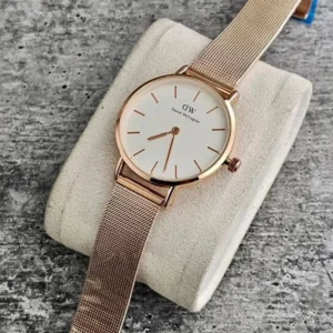 Luxurious Daniel Wellington Watch For Women (BT265) - Accessories | Buy Online at Best Price
