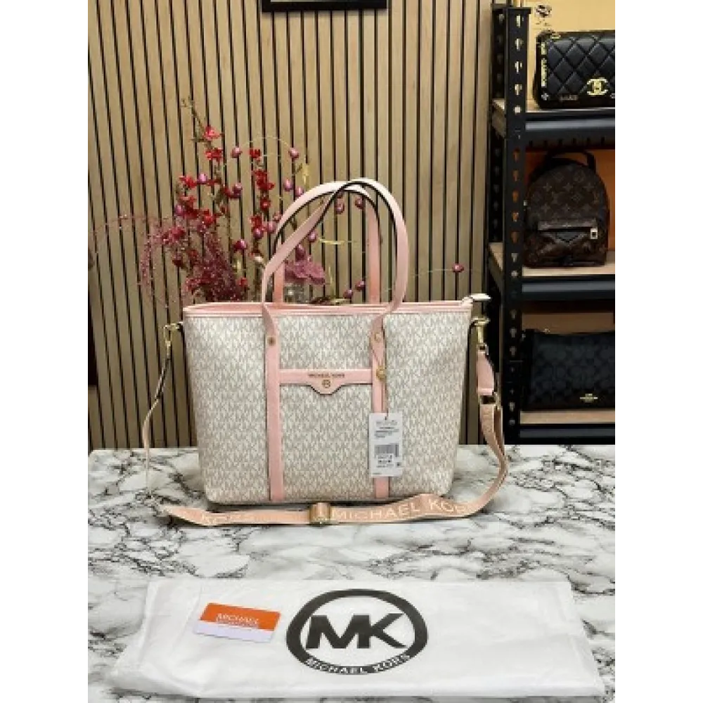 Luxurious Michael Kors Handbag For Women (CSO2279)