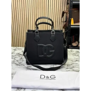 Luxurious Dolce & Gabbana Handbag For Women (CSO2282)
