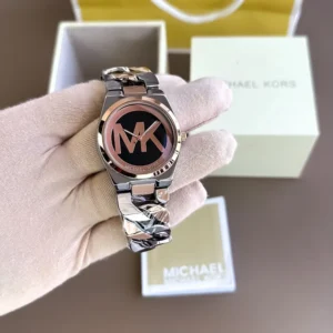 Classy Michael Kors Watch For Women (J2092)