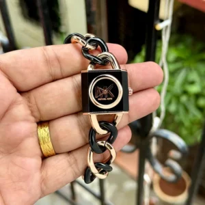 Classy Michael Kors Watch For Women (CT862)