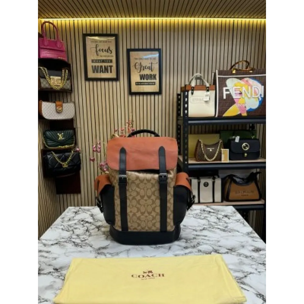 Trendy Coach Bagpack (J2574)