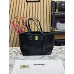 Classy Burberry Handbag For Women (J1893)