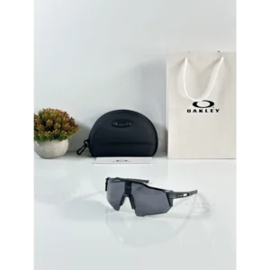 Classy Oakley Sunglasses (SHH4192)