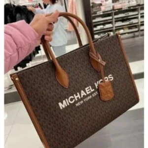 Luxurious Michael Kors Handbag For Women (CSO2297) - Accessories | Buy Online at Best Price