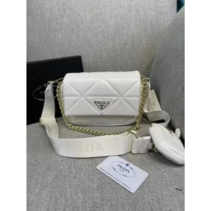 Luxurious Prada Handbag For Women (CSO2299)