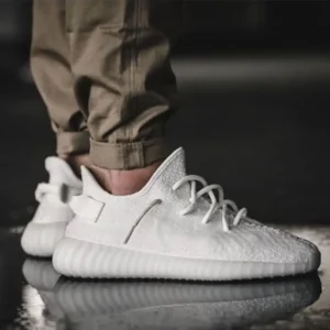 Premium Adidas Yeezy Boost 350 V2 Cream White Shoes For Men (HOF838) - 7a first copy shoes | Buy Online at Best Price