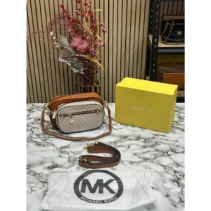 Classy Michael Kors Handbag For Women (J1570)