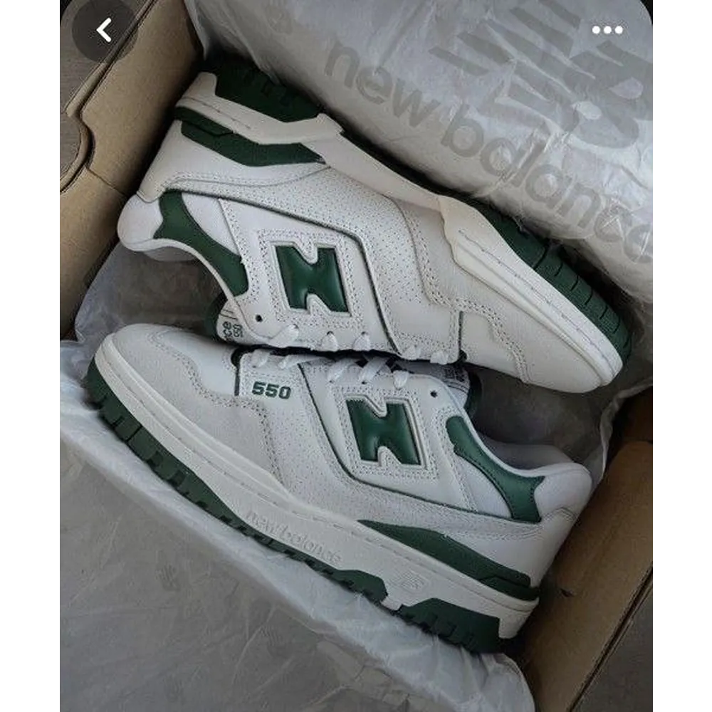 Stylish New Balance 550 White Green Shoes For Men (S1H09)