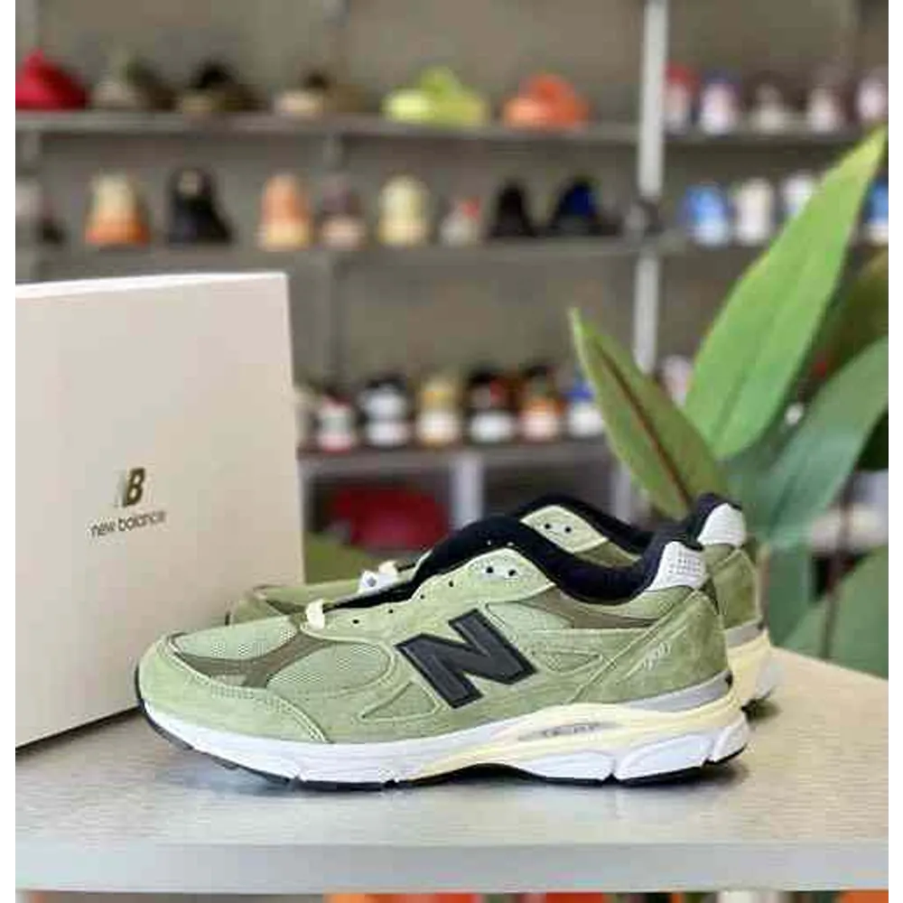 Stylish New Balance 990 V3 Jjjjound Olive Shoes For Men (BME221)