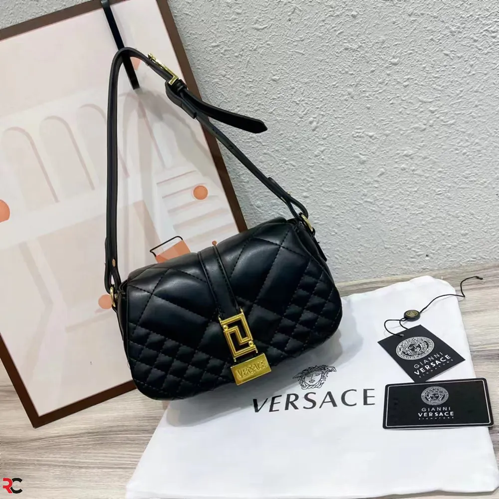 Luxurious Versace Handbag For Women (LAZ1542)