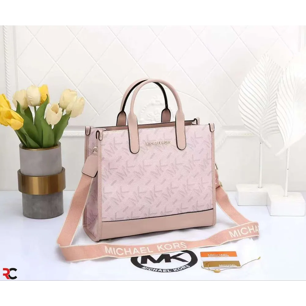 Luxurious Michael Kors Handbag For Women (LAZ1558)