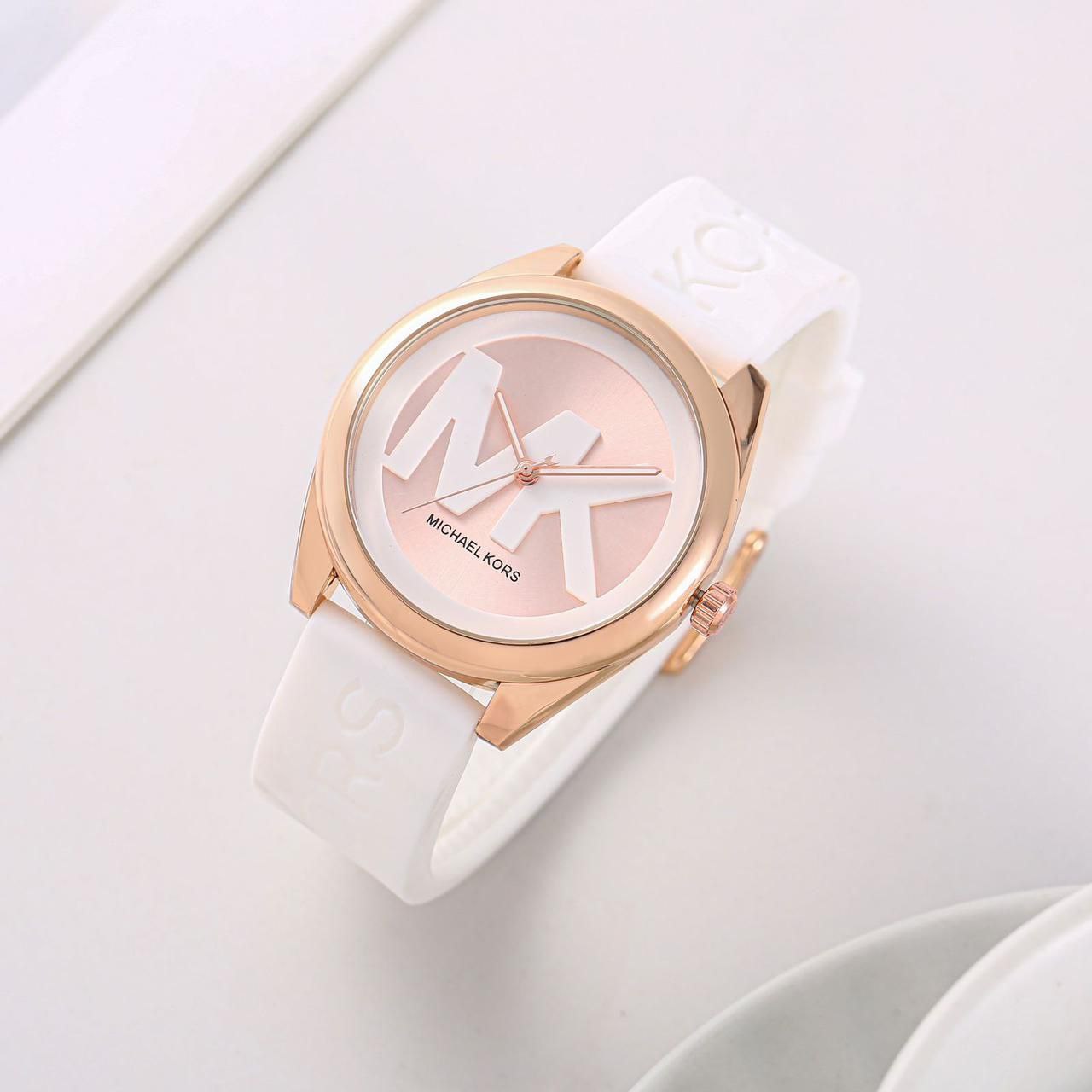 Classy Michael Kors Watch For Women (LAZ1691)