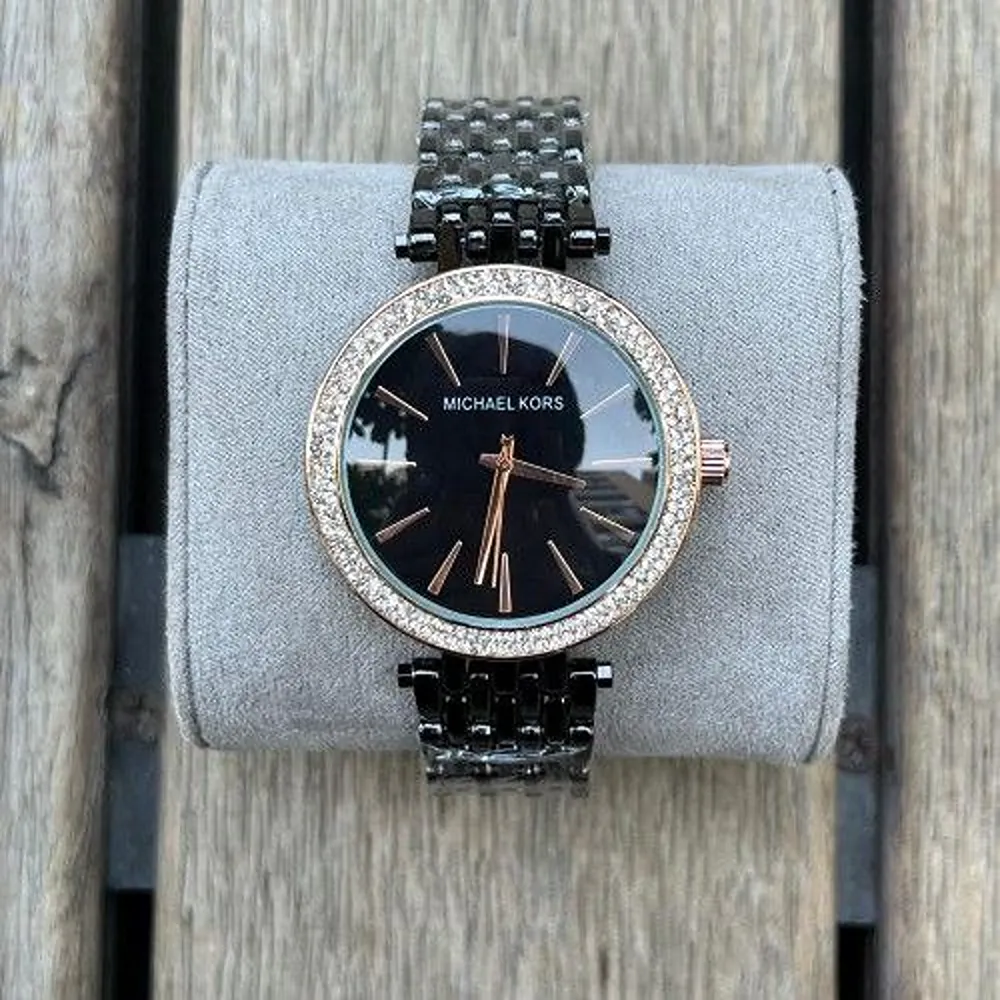 Classy Michael Kors Watch For Women (SHOH1006)