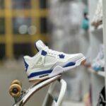 Trendy Air Jordan Retro 4 Sb Sapphire Blue Shoes For Men (SOH344) - 7a first copy shoes | Buy Online at Best Price