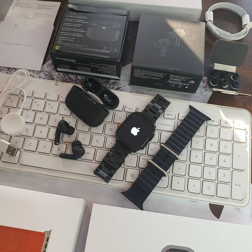 Apple Watch Ultra And Airpods Pro2 All Black Combo (MGC54)